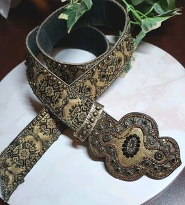 Cintura broccato oro con fibbia ornata 38"x11/2" Bling Boho zingara western - Foto 1 di 8