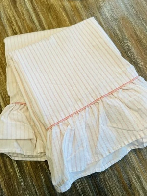 老式 LAURA ASHLEY 粉色夹带 2 叠层标准枕头 — 第 1/4 张图片