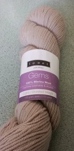 Louet Gems 100% Merino Wool Machine washable & dryable 100 gr skein 175 yards - Picture 1 of 3