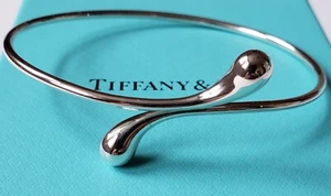 Authentic Tiffany&Co Elsa Peretti  Elongated Teardrop Bangle In Sterling Silver - Picture 1 of 8