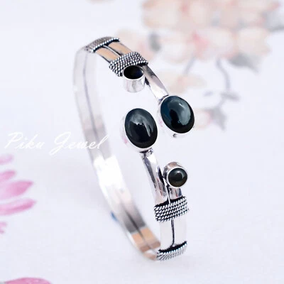 Bracciale in argento sterling 925 con più pietre preziose in onice nera diver... - Immagine 1 di 4