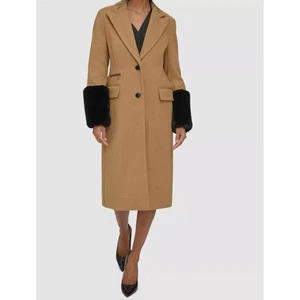 Karl Lagerfeld Paris cappotto donna 10 cammello marrone pelliccia sintetica polsino cappotto noce moscata nuovo con etichette - Foto 1 di 11