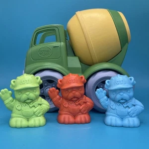 GREEN TOYS ZEMENTMISCHER LKW UND 3 BAUARBEITER - Bild 1 von 7