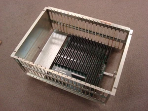 USED Kearney & Trecker 1-21978-05 Slot Rack Chassis Module - Picture 1 of 5