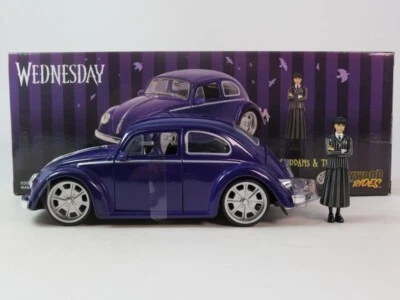 Jada Toys Wednesday Volkswagen Beetle + Wednesday Addams Figurine 1/24 253255076 - Photo 1/3
