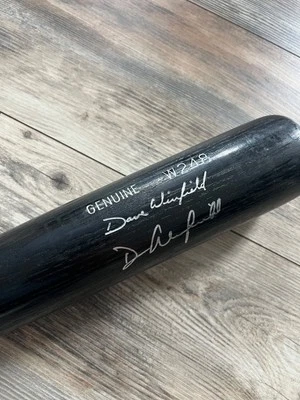 Dave Winfield Signed Louisville Slugger Name Engraved Black Bat W248 AUTO JSA - Image 1 of 4