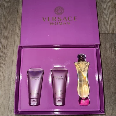 NUEVO Versace Mujeres por Gianni Versace Perfume EDP Loción y Gel de Ducha Nuevo Set de Regalo Foto 1 de 4