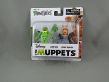 MINIMATES DISNEY THE MUPPETS KERMIT & MISS PIGGY