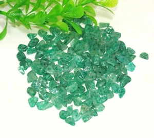 100 Pcs Natural Green Strawberry Quartz Earrings Supply Chip Rough Lot 2x3x5 mm - Picture 1 of 3