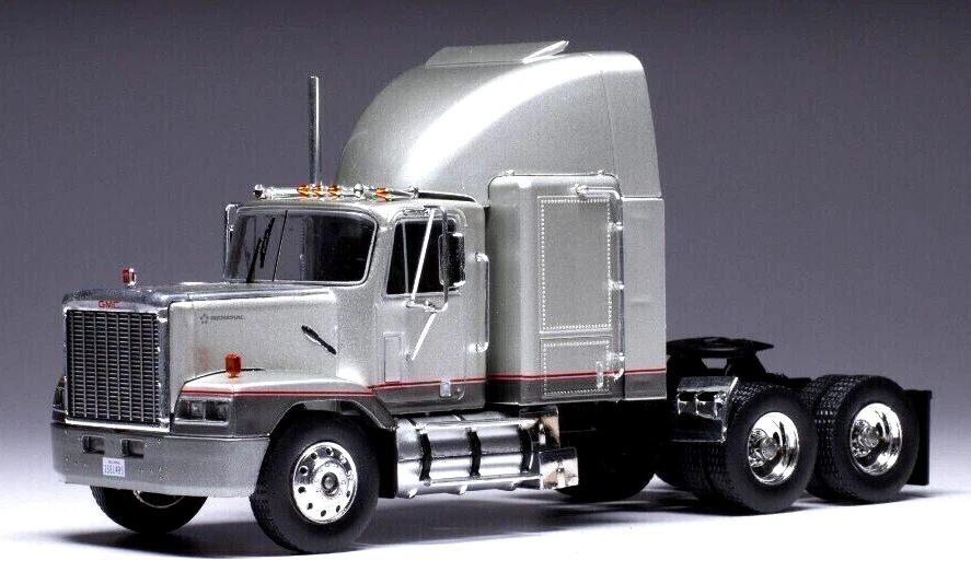 IXO D/CAST 1/43 1988 GMC GENERAL SBFA BIG SLEEPER TRUCK/CAB/TRACTOR SILVER TR166 - Image 1 of 4