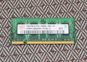 Hynix 1GB SO-DIMM PC2-5300S DDR2 667 204pin Laptop Ram Memory - Picture 1 of 1