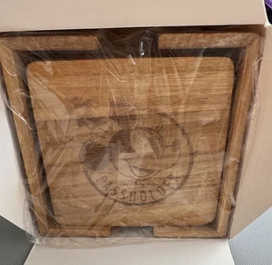 Walt Disney World Annual Passholder Minnie Mouse Wooden Coasters NIB (torn box) - Picture 1 of 4