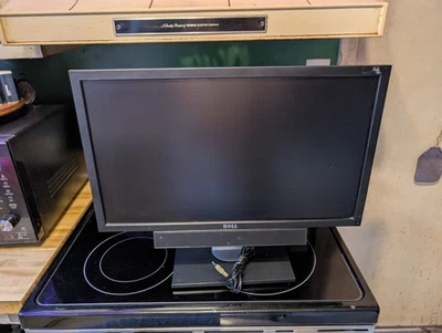 Dell P2411HB Monitor with Attached Soundbar - Image 1 of 4