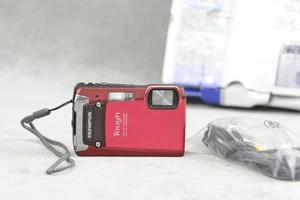 Olympus TG-820 Rosso in scatola leggere bene - Foto 1 di 3