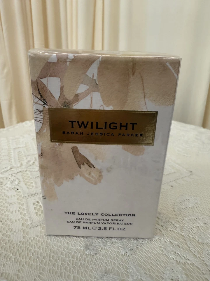 Twlight by Sarah Jessica Parker EDP Spray 75ml - Image 1 of 3