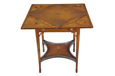 Многоуровневый кожаный носовой платок Theodore Alexander из красного дерева с акцентом на игровые карты стол - Изображение 1 из 4