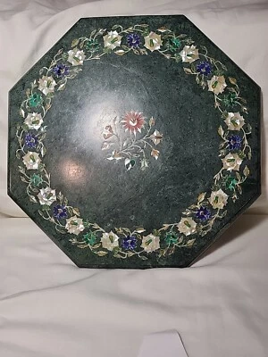 Green Marble Table Top Semi Precious Stones Inlay Gorgeous Art Work 15.5×15.5×1 - Image 1 of 4