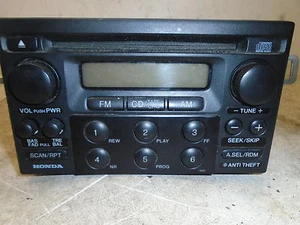 98 99 00 Honda Accord Sedan Radio CD Player OEM 39100-S84-A210 NICE - Bild 1 von 12