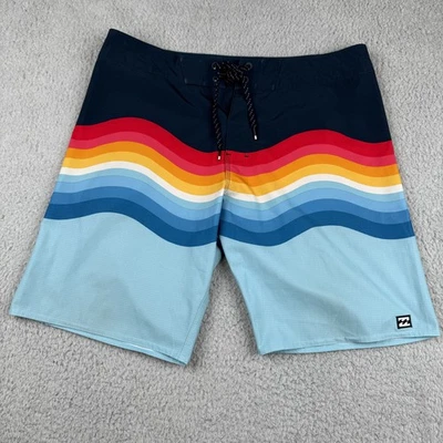 Billabong Board Shorts Para Hombres 32 Azul Arco Iris Rayas Bañador Reciclador AirLite Foto 1 de 4