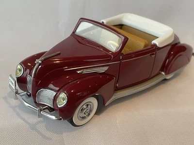 Matchbox Models of Yesteryear 1938 Lincoln Zephyr Y-64 1:43 diecast - Image 1 of 3