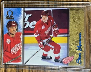 1997 PACIFIC OMEGA HOCKEY GOLD PARALLEL INSERT #88 STEVE YZERMAN RED WINGS - Picture 1 of 2