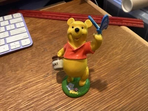 DISNEY STORE LI'L CLASSICS WINNIE THE POOH PVC 4 POLLICI - Foto 1 di 4