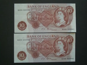 *** Due banconote Crisp 'GVF'++ British Consecutive 10 anni 10 Fforde ""B26N"" **** - Foto 1 di 12