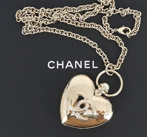 Collana Chanel Ciondolo Cuore Medaglione Oro CC Marca Coco 4334 Logo Donna Donna
