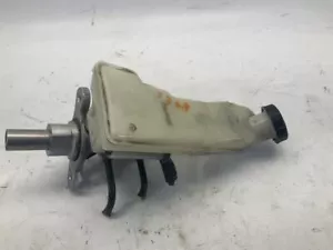 13-19 Mercedes-Benz CLA 250 2.0L AT FWD Brake Master Cylinder With Reservoir B - Picture 1 of 9