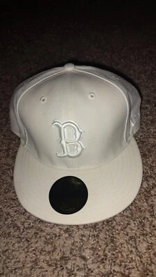 New Era 59Fifty 美国职棒大联盟波士顿红袜队合身棒球帽白色 7 3/4 码 — 第 1/4 张图片