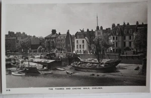 OLD POSTCARD LONDON CHELSEA CHEYNE WALK RIVER THAMES - Picture 1 of 2