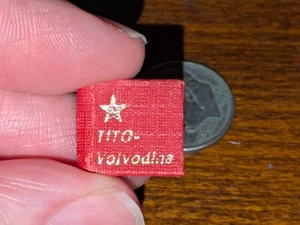 MICROMINIATURE BOOK 13 x 13 mm: TITO. FORMER COMMUNIST YUGOSLAV LEADER (1972). - Picture 1 of 9