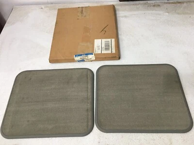 NUEVO STOCK ANTIGUO - OEM GM 1997-1999 Oldsmobile Cadillac alfombrillas traseras peltre Foto 1 de 4