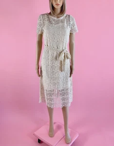 Elegant Lace Half Sleeve Midi Dress with Matching Belt - Picture 1 of 6