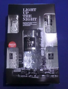 26€/L Three Sixty Vodka 3,0 L Flasche + 4 Longdrinkgläser 37,5% Vol.Alk. - Bild 1 von 1