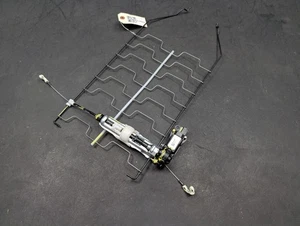 Motor asiento delantero derecho con lumbar 2021 Cadillac XT4 2022 2023 - Imagen 1 de 10