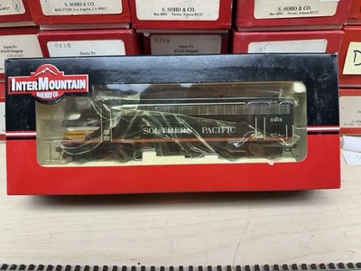 Intermountain Southern Pacific Black Widow EMD FP7 A DC #6454 - Image 1 of 2