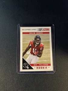 2011 Score - Rookie Julio Jones #351 Ball left hand (RC) In Sleeve - Picture 1 of 2