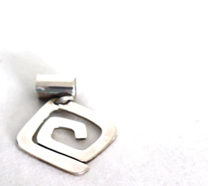 Vintage RETIRED SILPADA 925 SPIRAL GEOMETRIC MAZE SLIDE PENDANT - Picture 1 of 4