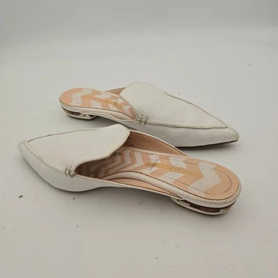 Nicholas Kirkwood Beya 37/6.5 White Leather Pointy Toe Mules Gold Detail Slides - Image 1 of 4