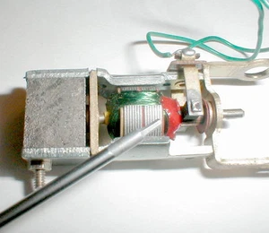 Avenger In-Line Motor 38,600 RPM Factory Red Epoxied Armature Strombecker NOS - Picture 1 of 11