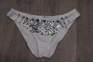 BIKINI-UNTERTEIL SILBER GLITZER JUWELEN MIT NETZVERZIERUNG GRÖßE UK 8 EU 36 C4 - Bild 1 von 3