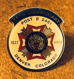 Prendedor de colección Denver Colorado 2461 Fraternal Order of Eagles FOE 55 aniversario - Imagen 1 de 3