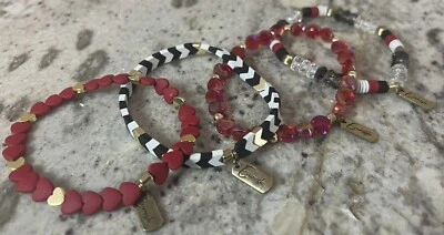 Pulsera ERIMISH Corazón Rojo Negro Blanco Oro Cuentas Elásticas Espiga Corazón Pila Foto 1 de 4