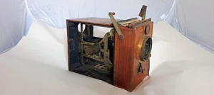 Antica macchina fotografica Ciné André J. Debrie Le Parvo a manovella, n. 1082 circa 1910, - Foto 1 di 23