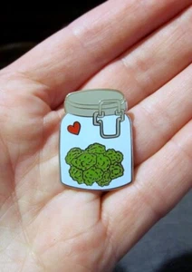 Stoner Weed Pin Nug Marijuana Cannabis ~ Hard Enamel - Picture 1 of 5
