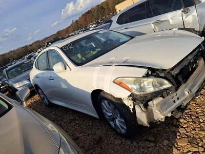 Fuse Box Engine Compartment Driver Left Fits 14-18 INFINITI Q70 4871425 - Image 1 of 4