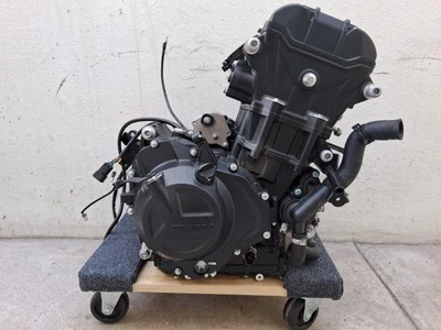 2024 CFMOTO 450 450SS ENGINE MOTOR COMPLETE WITH 2389 MILES GUARANTEED ! VIDEO - Image 1 of 4