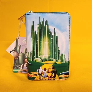 Portafoglio Loungefly Wizard of Oz Emerald City con cerniera GID NUOVO - Foto 1 di 14