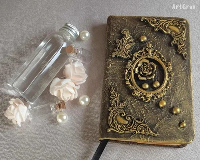 Handgefertigtes Notizbuch,  Künstlerisches Tagebuch, handgefertigte Junk Journal - Bild 1 von 4